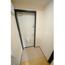 フジパレス十三北Ⅱ番館の玄関