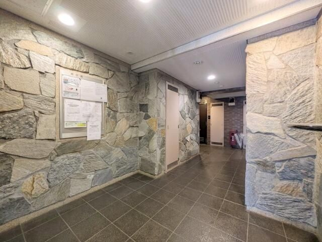 メインステージ江戸川橋Ⅱのエントランス