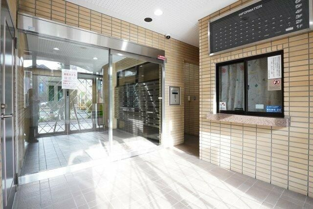 ライオンズマンション成増第５のエントランス