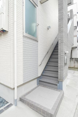 【エントランス】 | ｓｔａｇｅ蓮根 |  