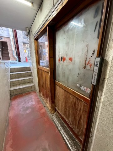 アーバンパレス千駄木のエントランス