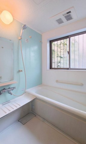 品川区西中延３丁目戸建の浴室