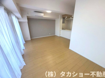 【居間・リビング】 | 第一ハイツ稲毛 エルステージ | ゆったりとしたリビングです