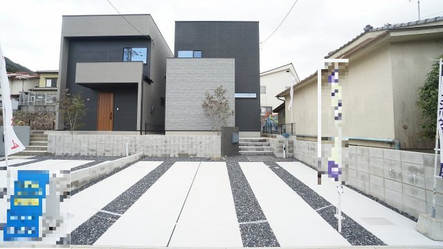 【外観】 | 東区福田８丁目　４ＬＤＫ＋ＳＩＣ、ランドリーＲ、ＷＩＣ、サンＲ付き新築 | ４ＬＤＫ＋ＳＩＣ、ランドリールーム、ＷＩＣ、サンルーム
パントリー、食洗器付き対面キッチン
車２台～駐車できます
床下収納、ＴＶモニタインターホン、勝手口
機能、収納とも充実したコスパ良の新築