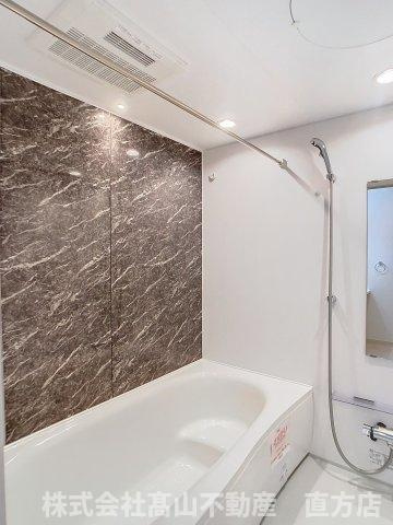 ヴィラ　ド　ナチュールⅠの浴室