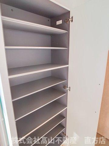 ヴィラ　ド　ナチュールⅠの収納