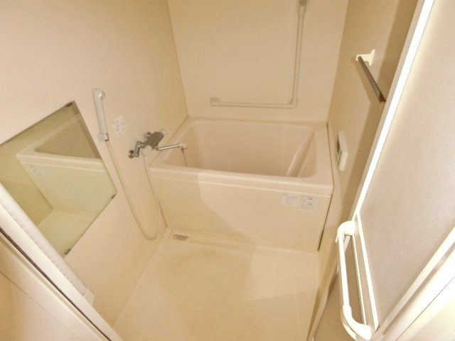 【浴室】 | ベルドミール | 別のお部屋の参考写真です