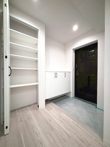 ダイアパレス北五条第弐の玄関