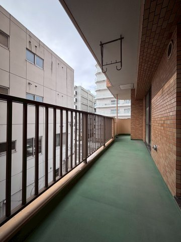 ダイアパレス北五条第弐のバルコニー