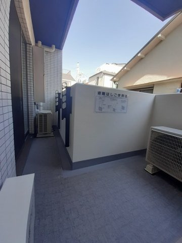 ブルーセブンのバルコニー