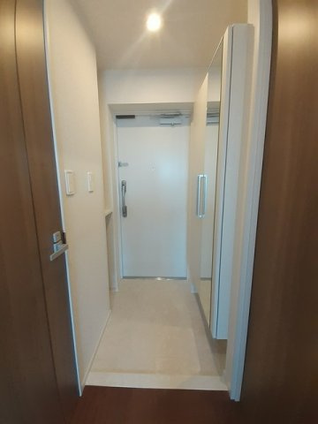 ブルーセブンの玄関