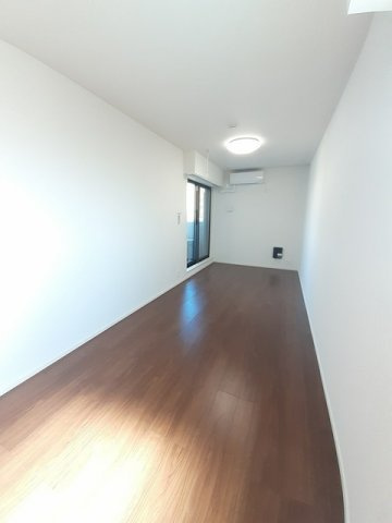 ブルーセブンの居間・リビング