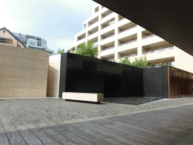 神戸市中央区中山手通２丁目の賃貸マンションの外観