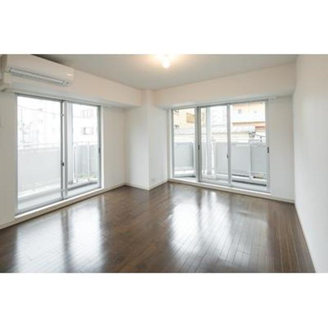 トレステージ目黒の居間・リビング|※写真は同タイプ住戸です。