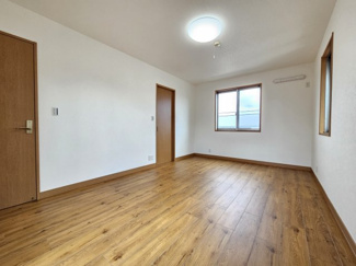 【洋室】 | 【リフォーム済み】あすみが丘東1丁目　中古戸建