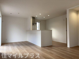 【居間・リビング】 | 会津若松市八日町新築一戸建て1棟 | 使いやすい居間です