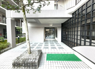 【エントランス】 | コスモ桃山南口