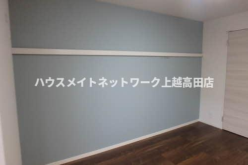 マストテラス上越春日野のその他|洋室（アクセントクロス）