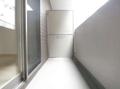 【バルコニー】 | ベルク経堂壱番館