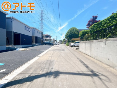 【前面道路含む現地写真】 | 沼津市高尾台第6　新築一戸建て　3号棟