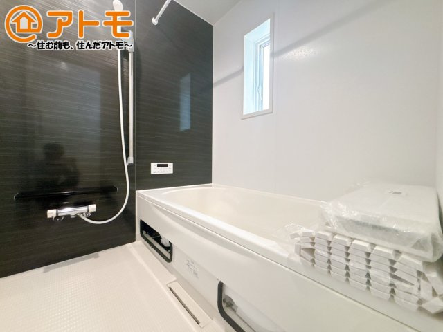 【浴室】 | 沼津市高尾台第6　新築一戸建て　3号棟 | 広々１坪タイプのゆったり浴室ユニット♪浴室乾燥機付き♪
