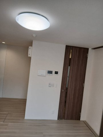 アテリア伍番館の居間・リビング|おしゃれなリビングです