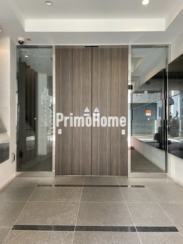 プレールドゥーク日本橋のエントランス