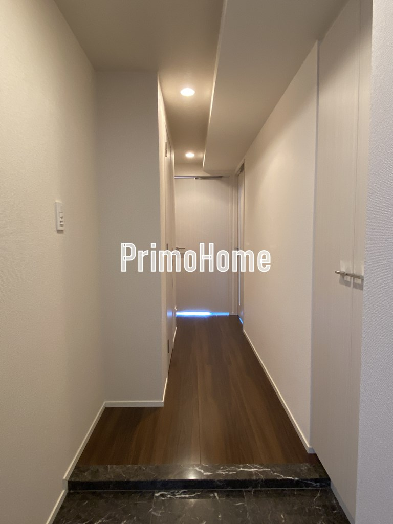 プレールドゥーク日本橋の玄関