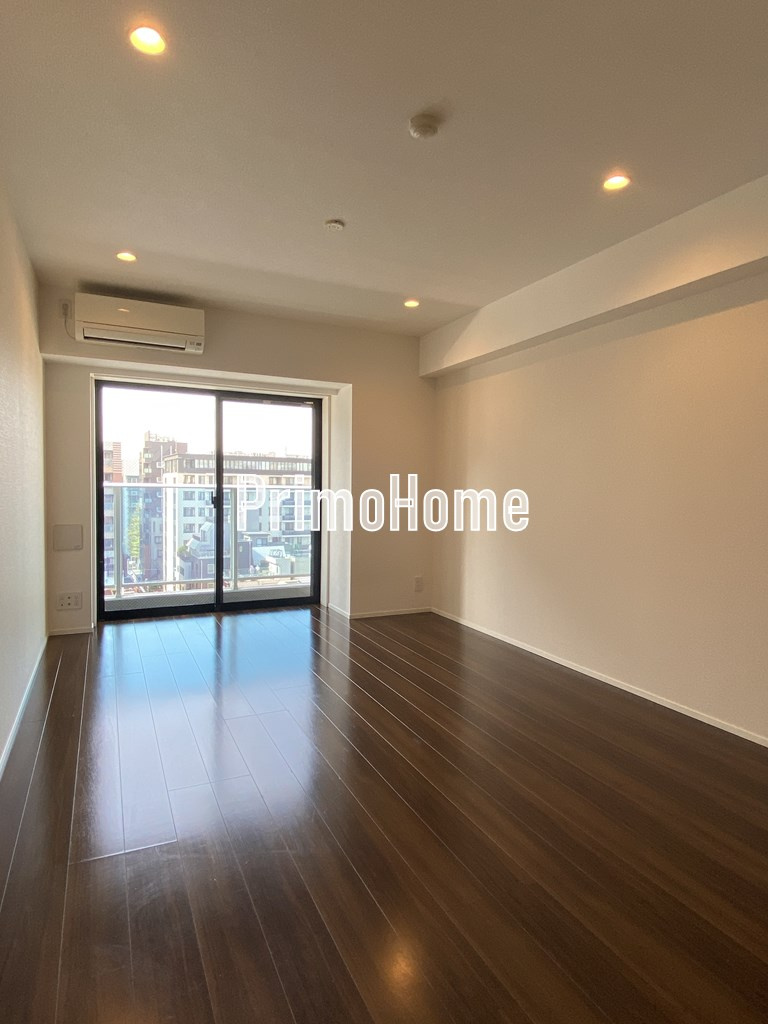 プレールドゥーク日本橋の居間・リビング