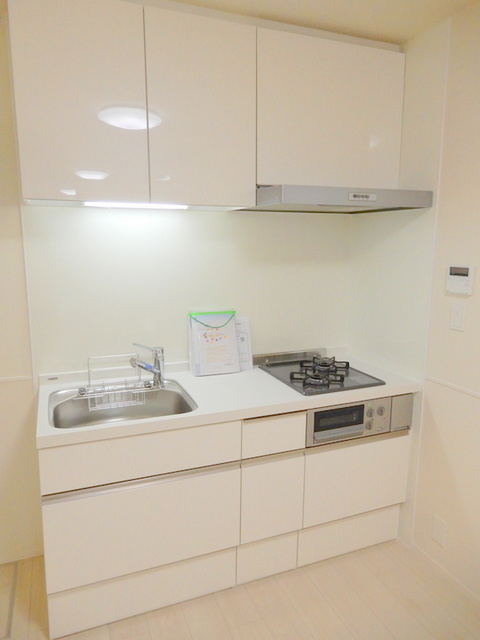 Ｊ．Ｊ　ａｎｅｌａのキッチン|ガス2口グリル付きシステムキッチン