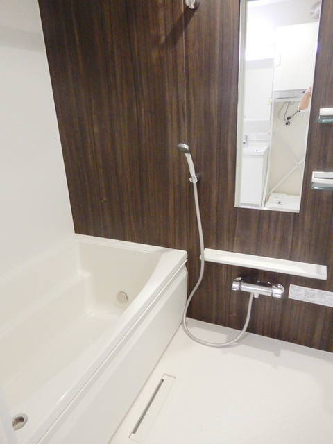 Ｊ．Ｊ　ａｎｅｌａの浴室|浴室乾燥機・追い焚き機能付き