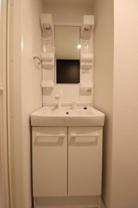 GENOVIA堀切菖蒲園の独立洗面台