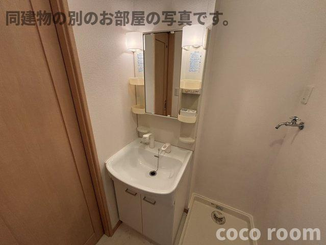 CARTY黒子の独立洗面台