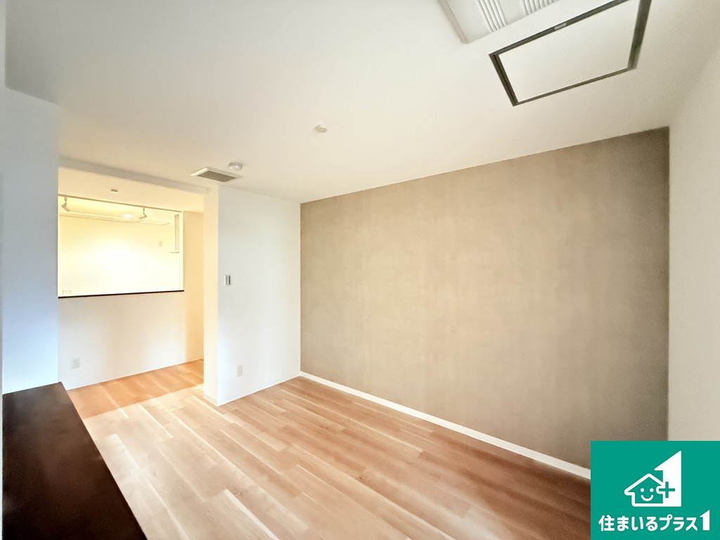 フィオーレ帝塚山の洋室