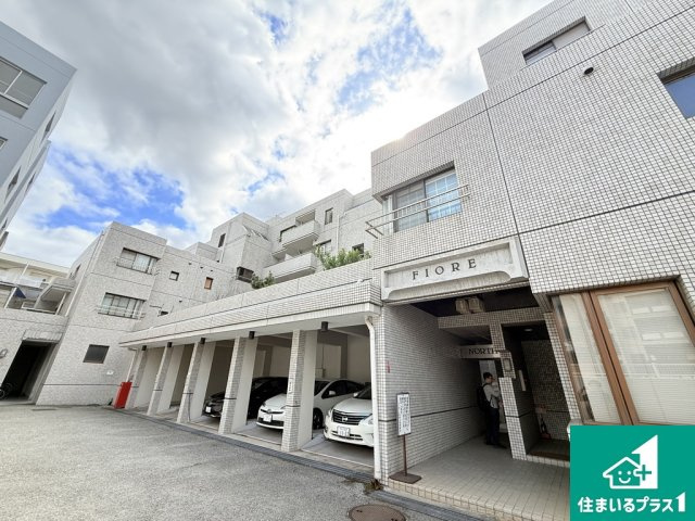 フィオーレ帝塚山の外観
