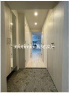 スプランディッドあびこ駅前DUEの玄関