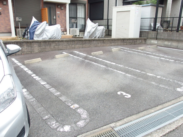 SunGraciassの駐車場