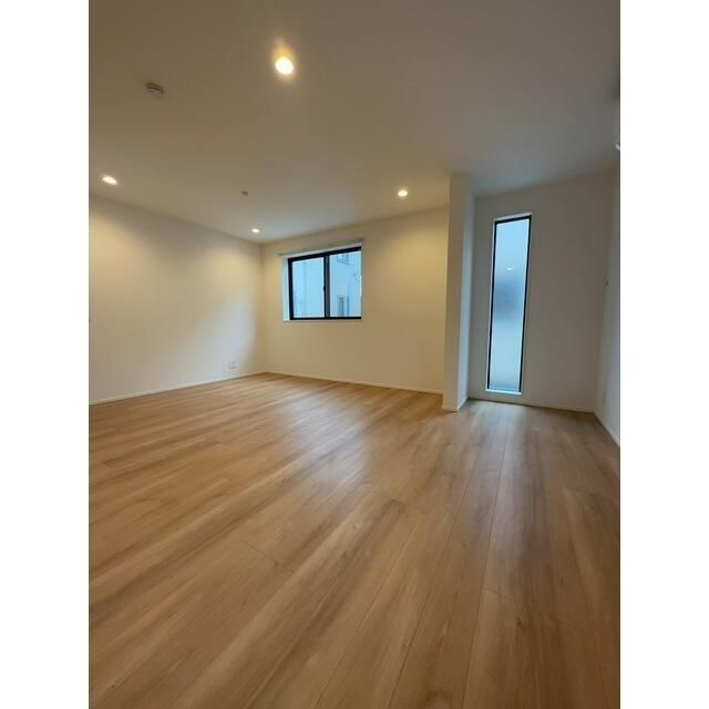 Ｋｏｌｅｔ市川＃０３の居間・リビング