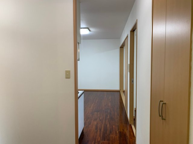 グリーンハウスIIの内装