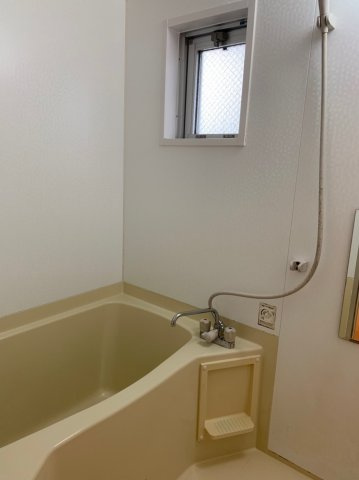 グリーンハウスIIの浴室