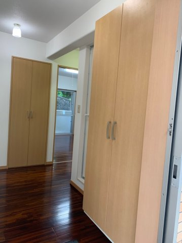 グリーンハウスIIの内装