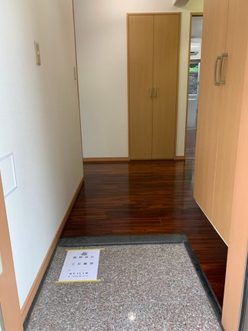 グリーンハウスIIの玄関