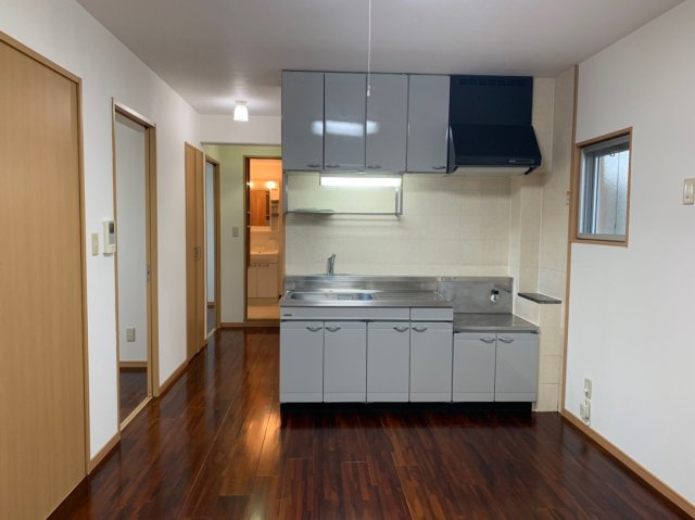 グリーンハウスIIの居間・リビング