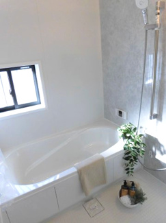 【浴室】 | 町田市南大谷１丁目新築戸建　E号棟 | 一日の疲れを癒すお風呂。