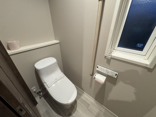 -三丁目不動産-秩父市大野原　築浅戸建のトイレ|2F