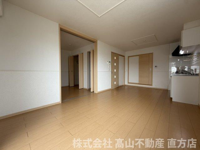 北九州市八幡西区木屋瀬２丁目のアパートの居間・リビング