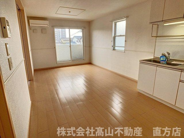 サン・ノーブⅡ木屋瀬の居間・リビング