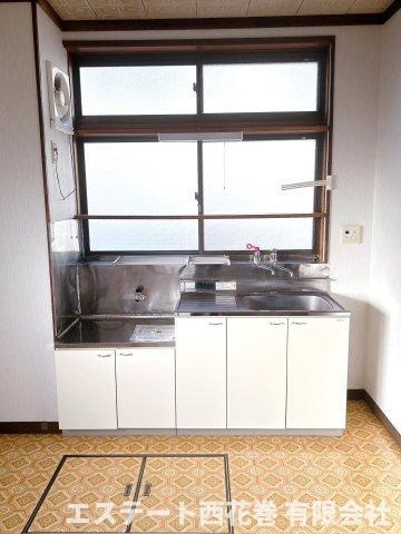 丸千住宅　諏訪のキッチン