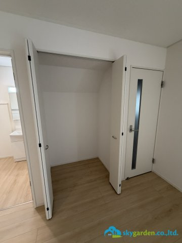 平塚市中里　第6　新築戸建　全2棟1号棟の居間・リビング
