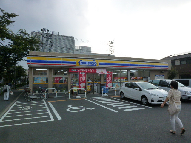 フラット中板橋のその他|ミニストップ板橋日大病院前店